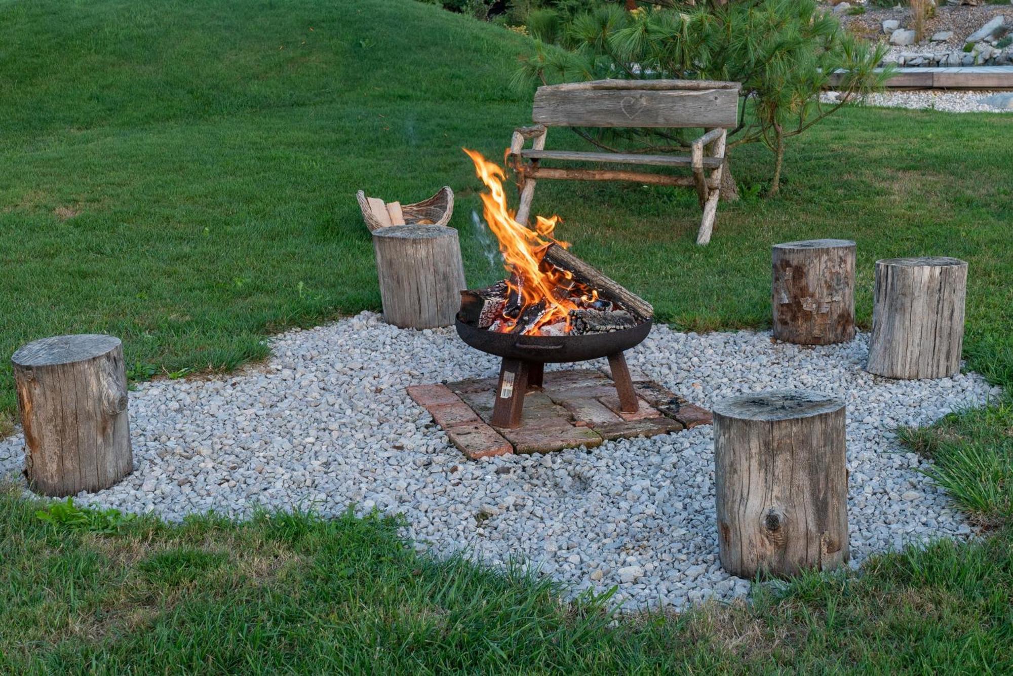 Glamping Happiness With Natural Pool Ribnica Eksteriør billede